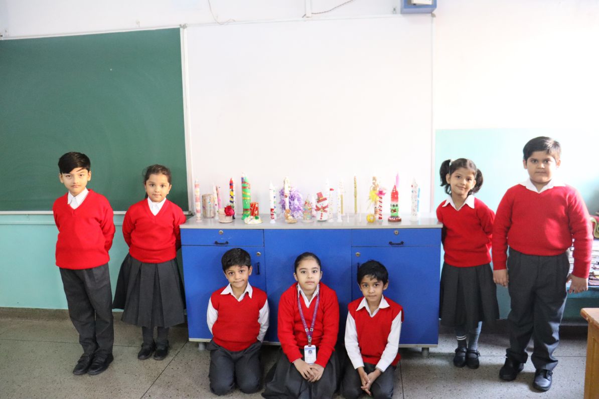 CHRISTMAS CANDLE DECORATION COMPETITION(CLASS-I)